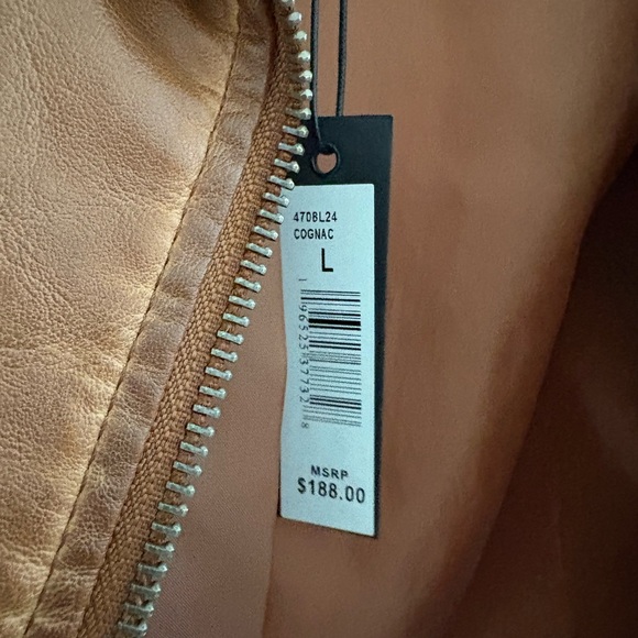 NEW WITH TAGS Max Studio Leather Jacket - Picture 2 of 6